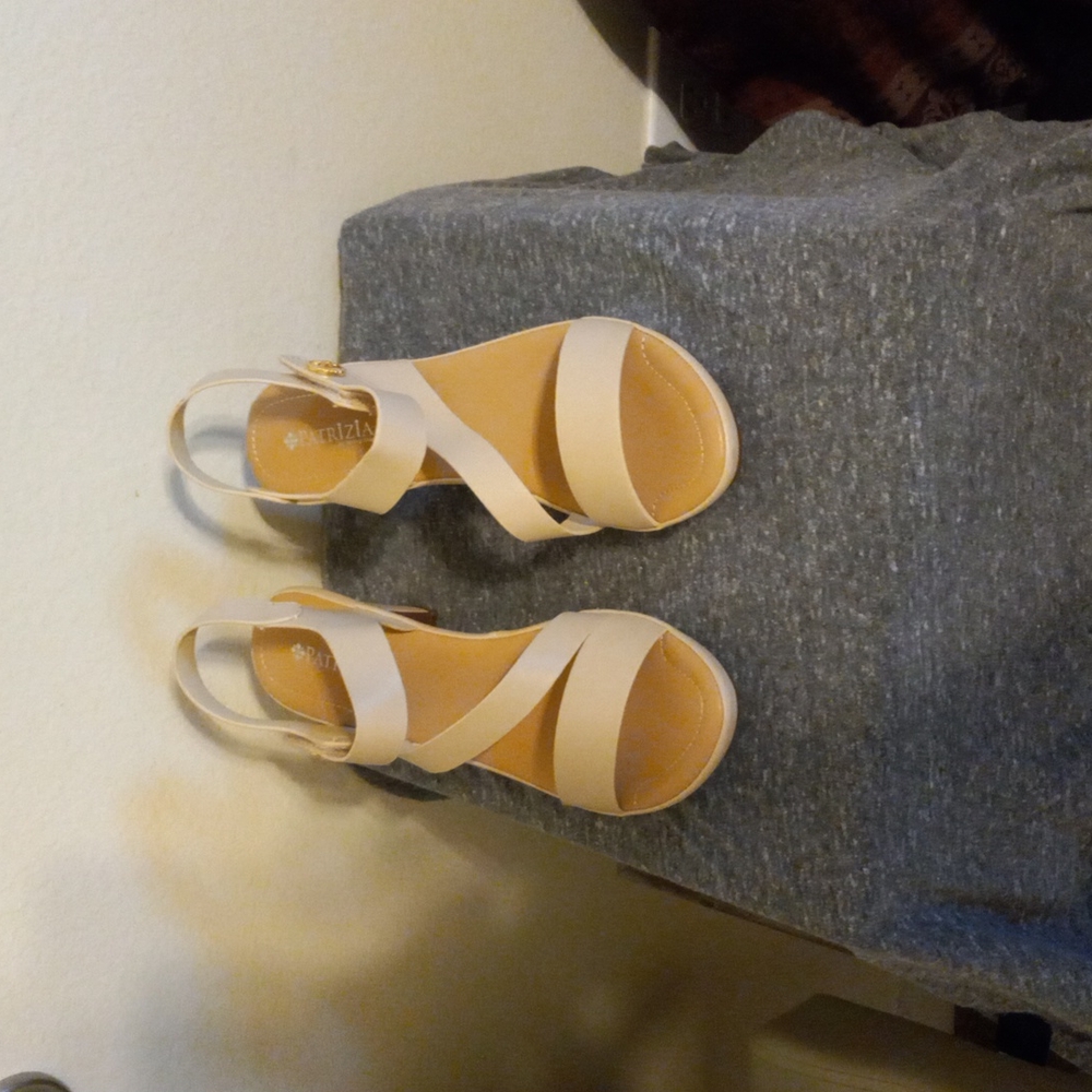 Beige shoes